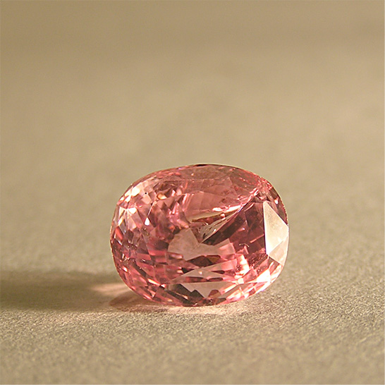 Padparadscha  11.30 cts  Ceylon 1989